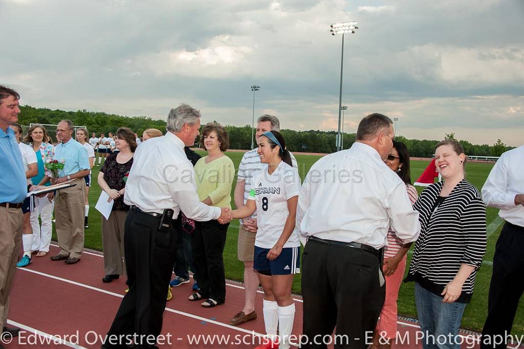 LSoccer Seniors-44.jpg